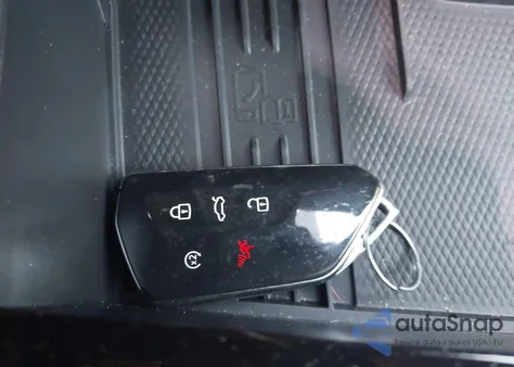 2025 Volkswagen Atlas Cross Sport 2.0T Sel Premium R-Line из США, поврежденный, VIN 1V2FE2CA6SC209738